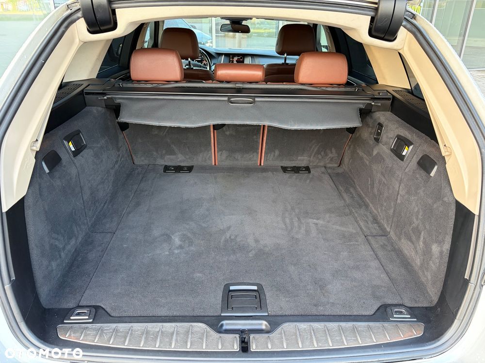 BMW Seria 5 520d Luxury Line - 34
