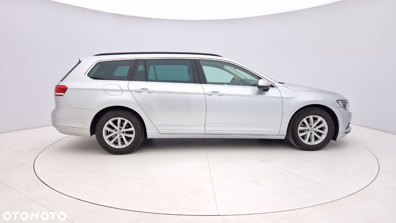 Volkswagen Passat 2.0 TDI BMT Comfortline - 5