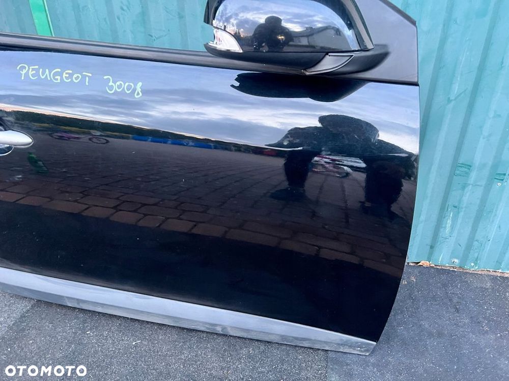 Drzwi PRZEDNIE PRAWE prawy przód RENAULT MEGANE 3 III HB kod lakieru: TEGNE - 5