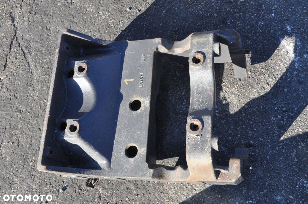 WSPORNIK SUPORT RAMA RENAULT CLAAS NR 1200303 / 98315 - 1