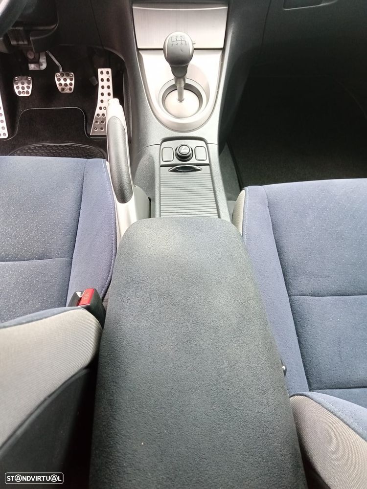 Honda Civic 1.8 Sport - 8