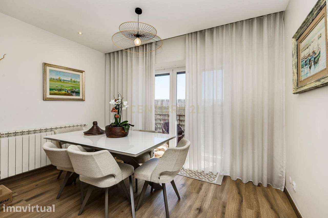 Apartamento Moderno T3 Rua Marquês Pombal no Cacém com 2 Lugares Parqu - Grande imagem: 3/27