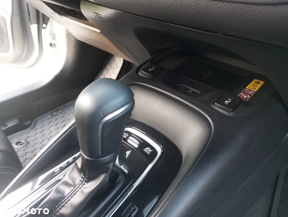 Toyota Corolla 1.8 Hybrid Comfort - 13