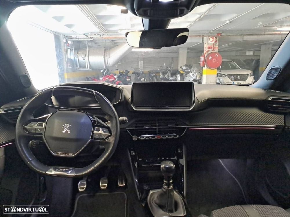 Peugeot 2008 1.5 BlueHDi GT - 8