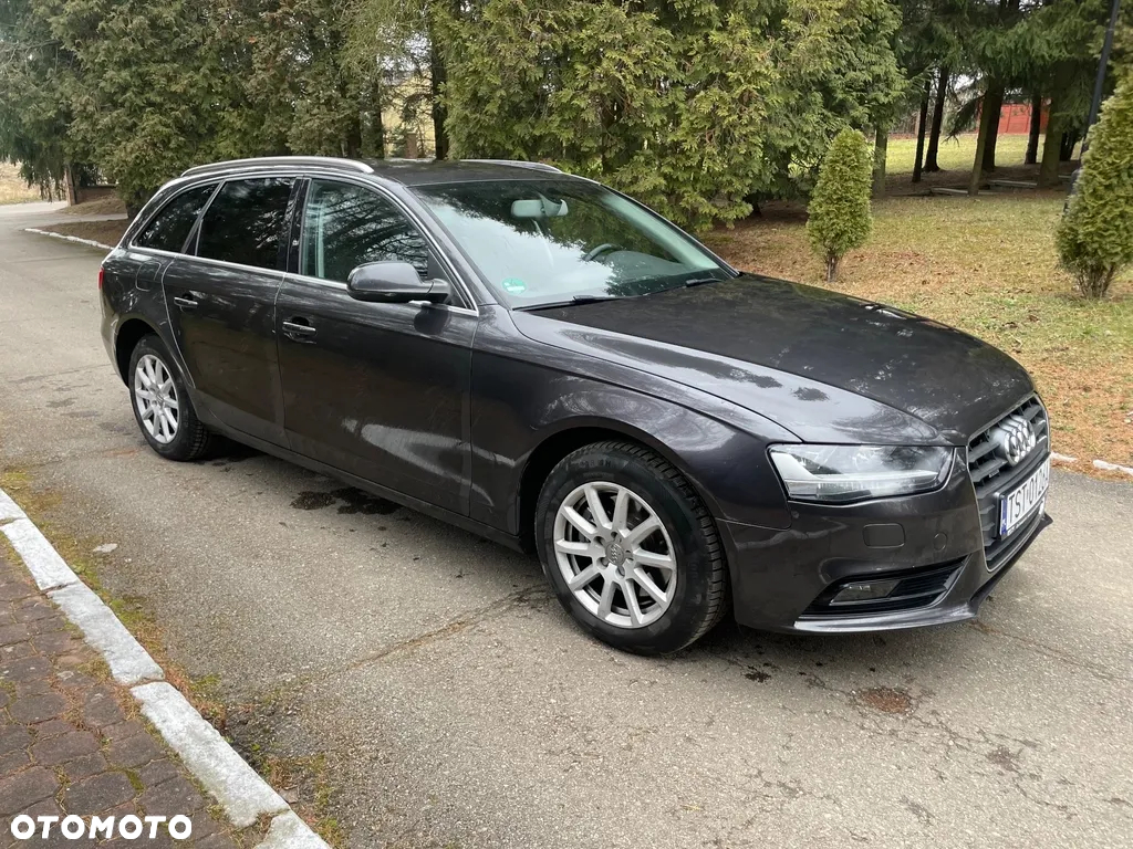 Audi A4 Avant 2.0 TDI DPF Attraction - 4