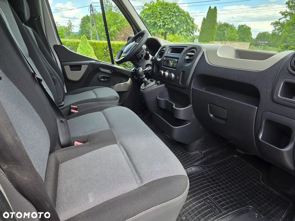 Renault Master - 29
