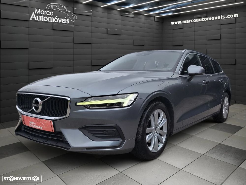 Volvo V60 2.0 D3 Momentum Geartronic - 1