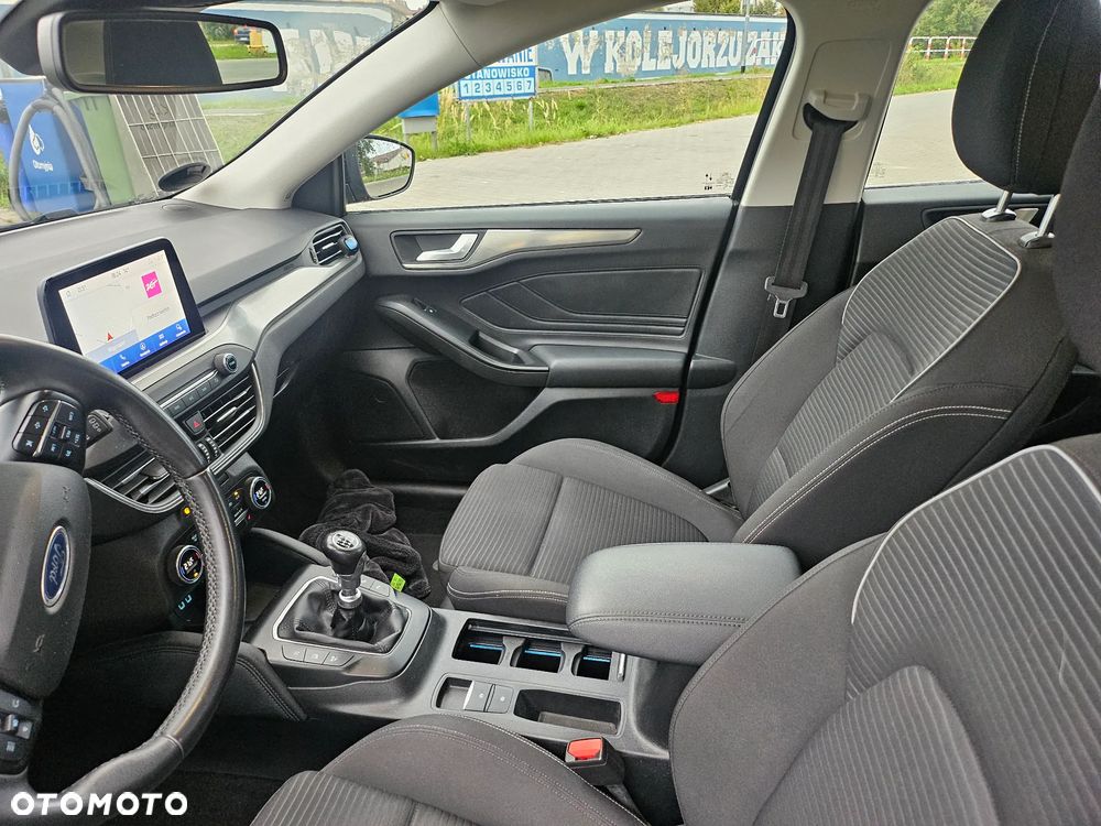 Ford Focus 1.0 EcoBoost Hybrid TITANIUM STYLE - 11