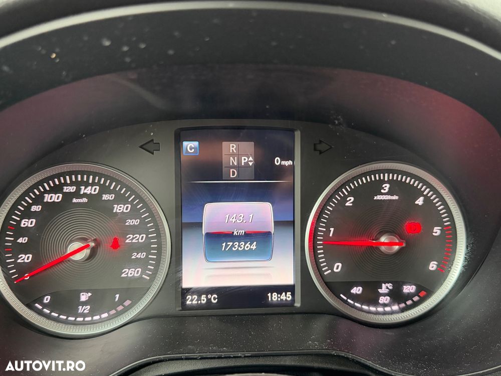 Mercedes-Benz GLC 250 d 4MATIC 9G-TRONIC - 25