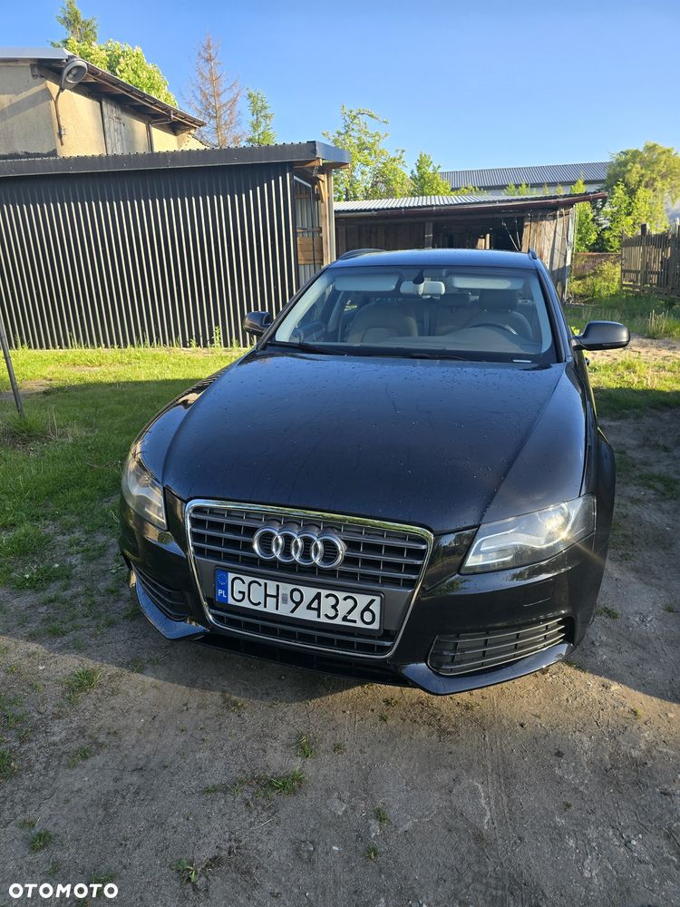Audi A4 Avant - 1