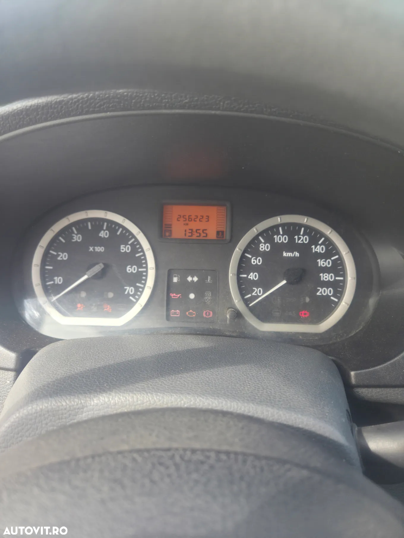 Dacia Logan 1.5 DCI Laureate - 13