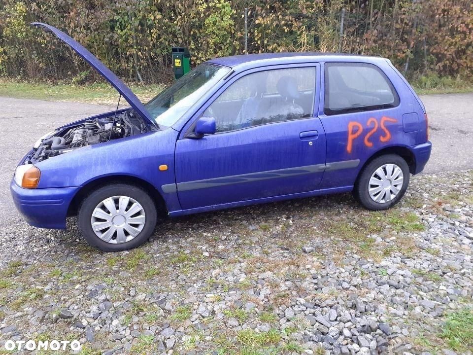 DRZWI PRAWY PRZÓD PRAWE PRZEDNIe toyota starlet p9 lak: 8l5 3d - 2