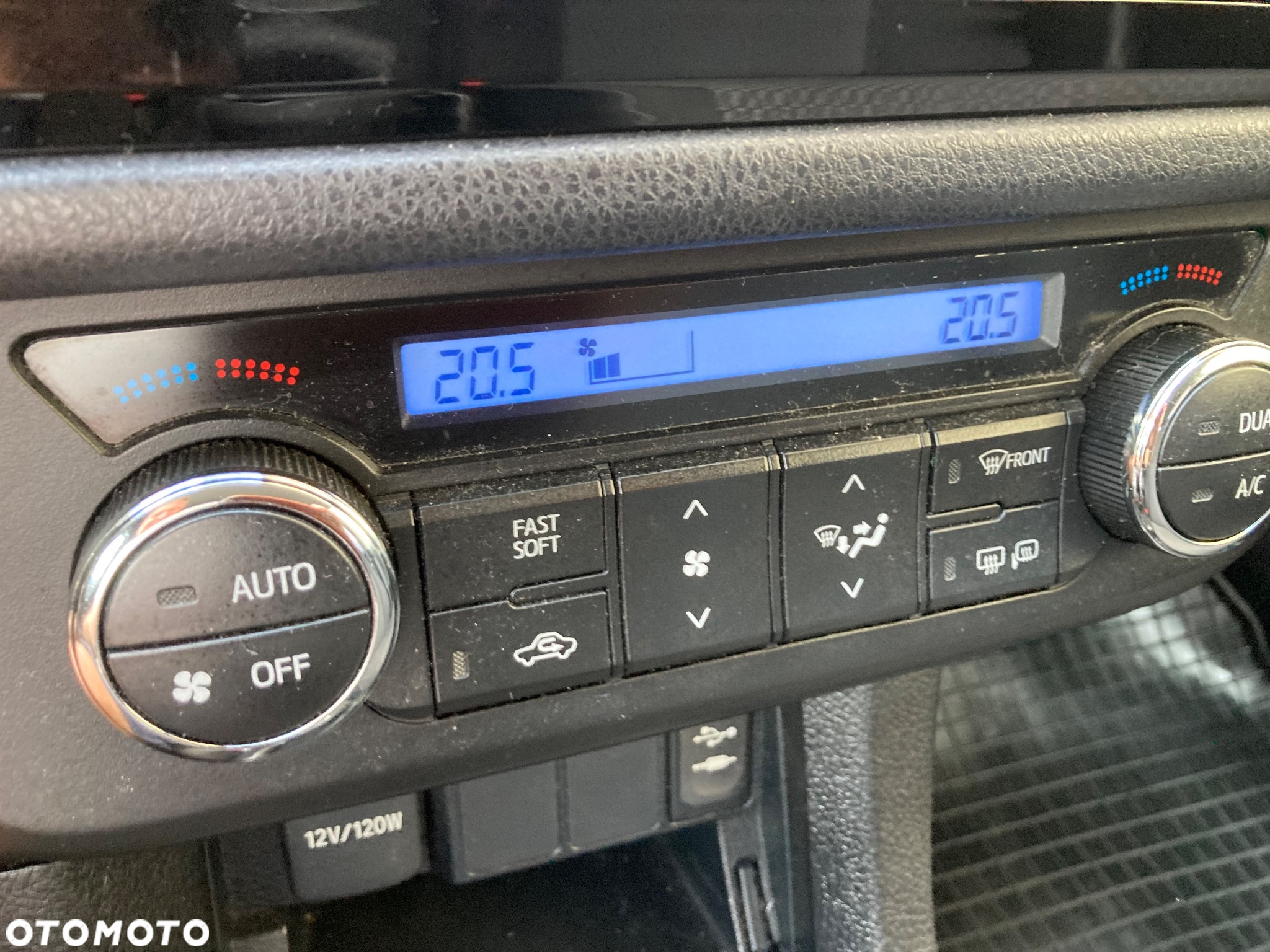 Toyota Corolla 1.4 D-4D Premium - 13