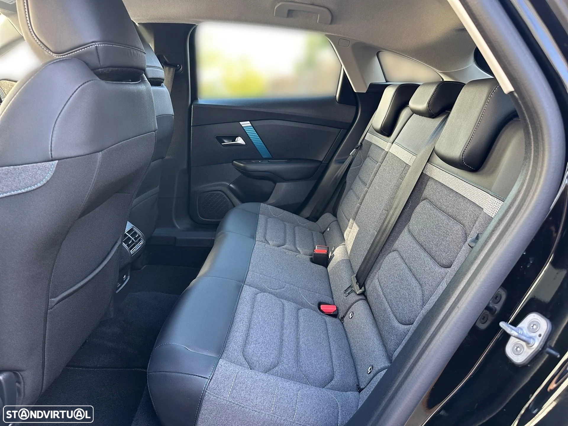 Citroën e-C4 50 kWh Feel - 11