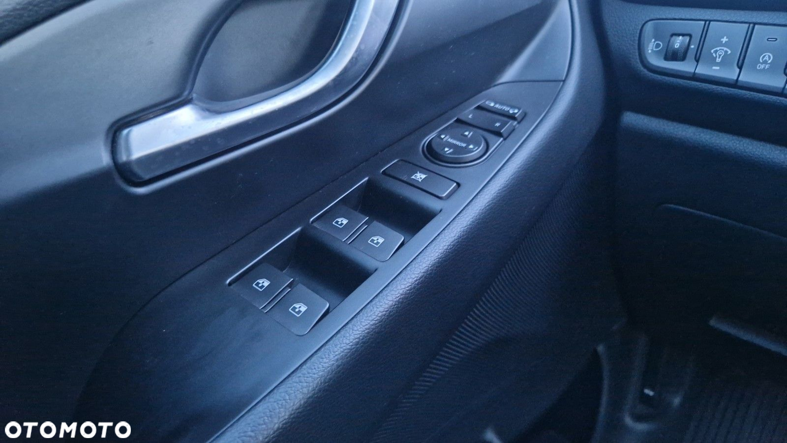 Hyundai i30 1.0 T-GDI Smart - 28