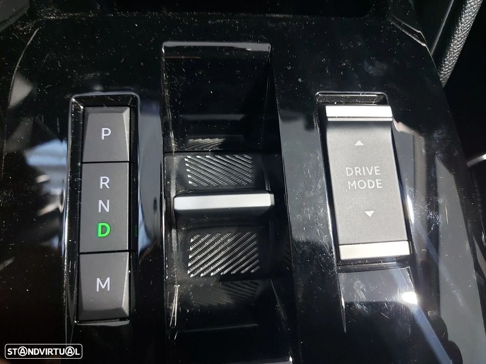 Citroën C4 X 1.2 PureTech Max EAT8 - 18