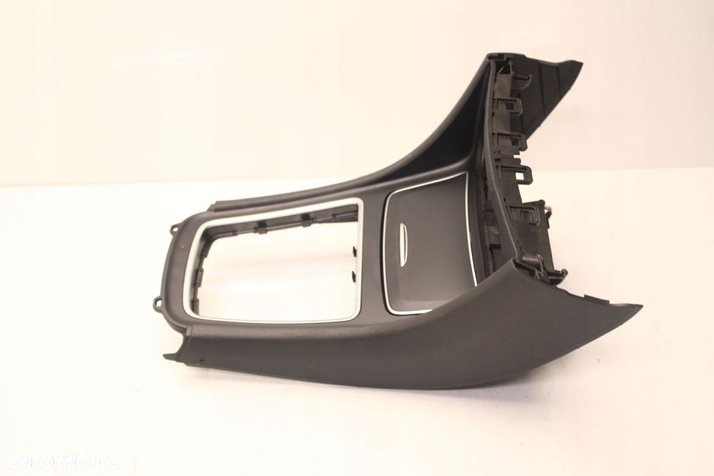 TUNEL ŚRODKOWY RAMA POPIELNICZKA MERCEDES-BENZ A KLASA W176 A1766804400 - 4