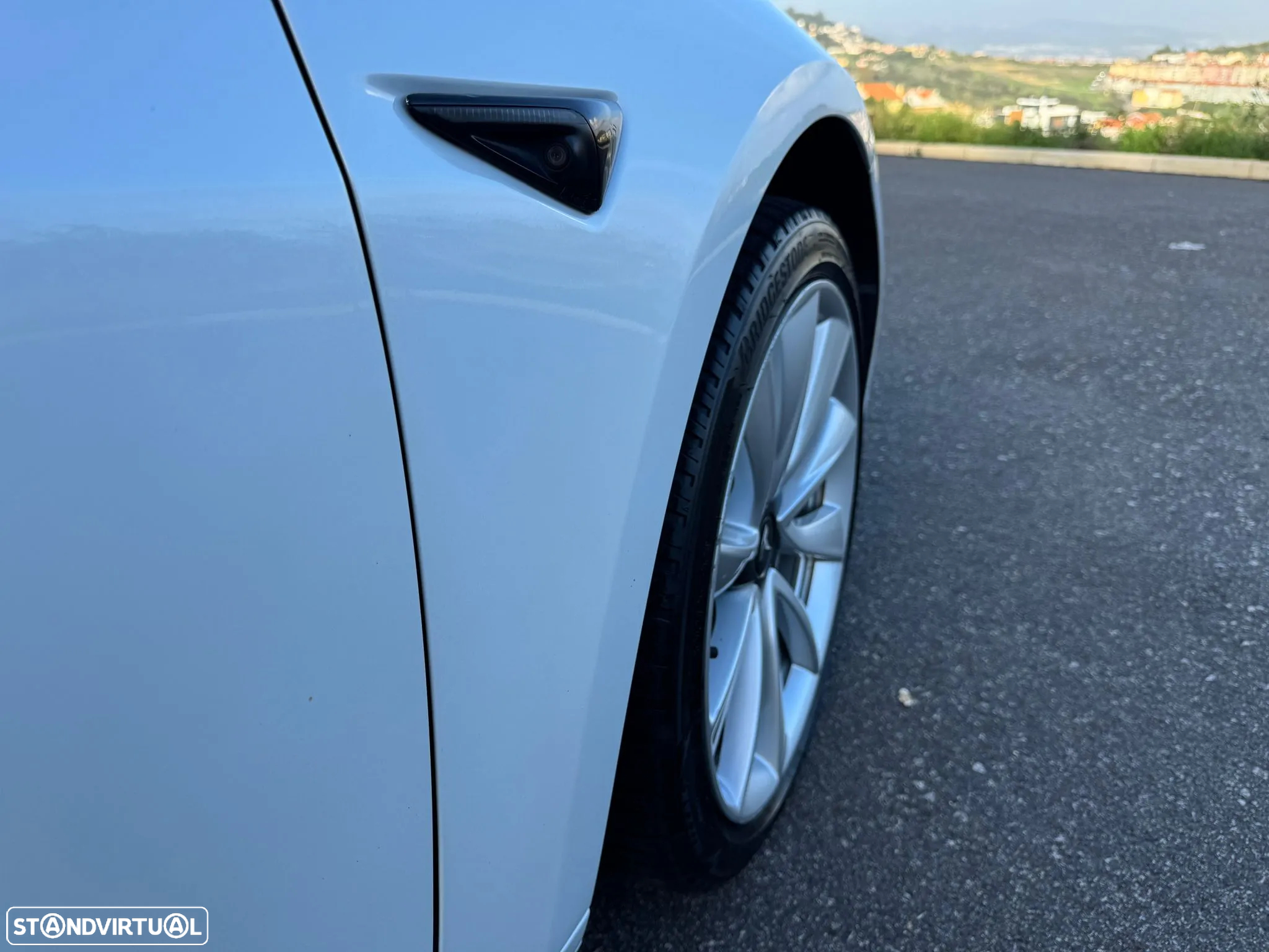 Tesla Model 3 Long-Range Dual Motor AWD - 11