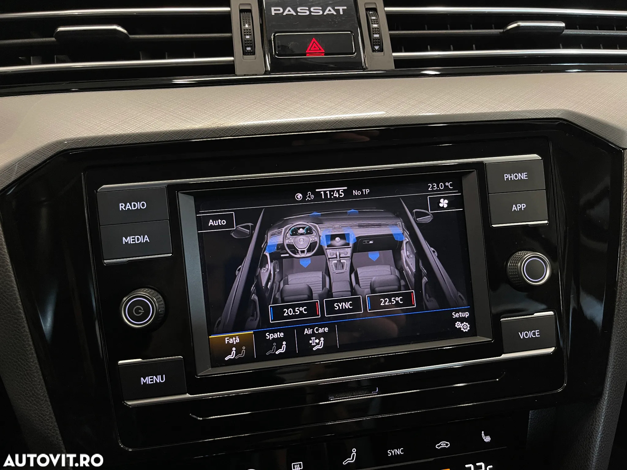 Volkswagen Passat 2.0 TDI DSG Comfortline - 19