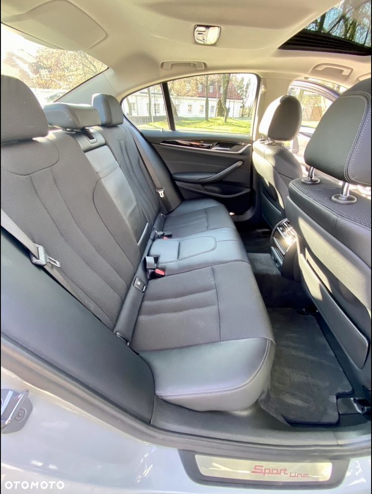 BMW Seria 5 530i xDrive Sport Line sport - 8