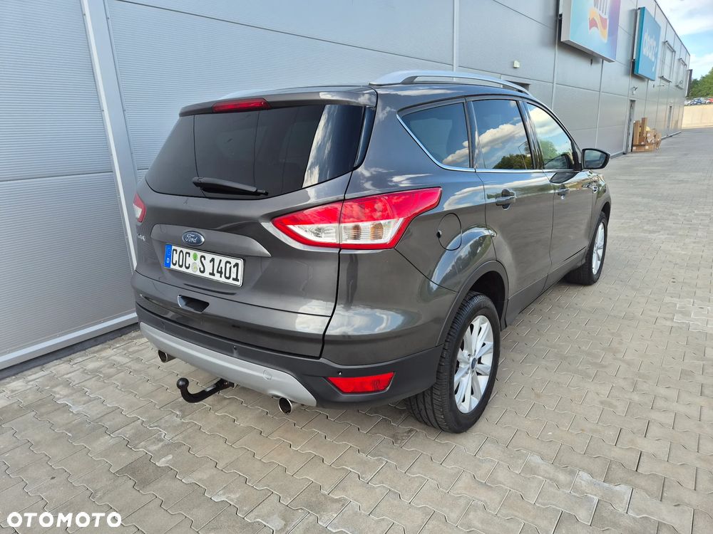 Ford Kuga 2.0 TDCi 2x4 Titanium - 7