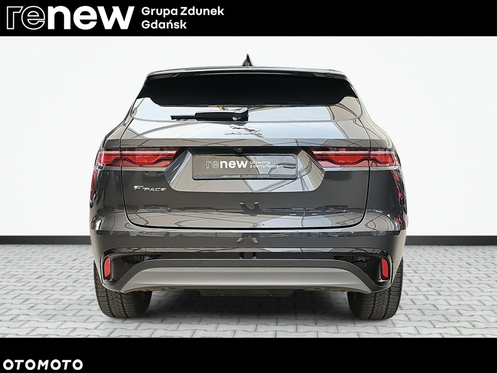 Jaguar F-Pace - 7