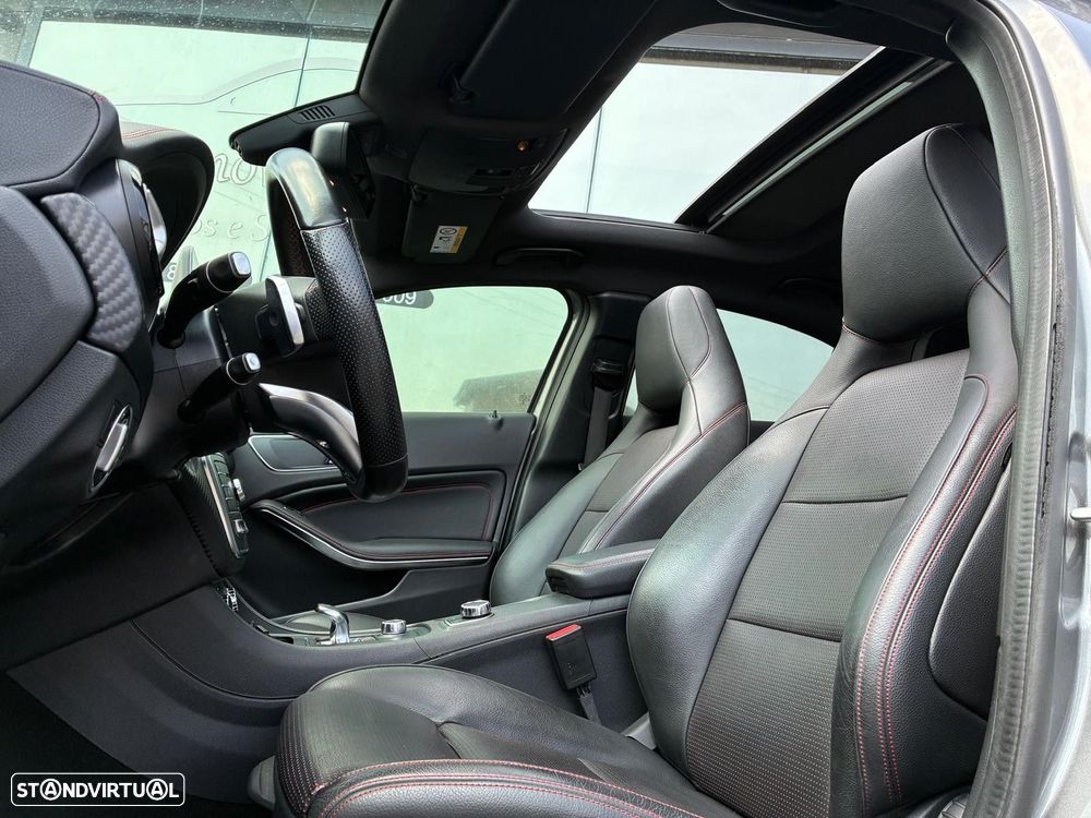Mercedes-Benz A 45 AMG 4-Matic - 17