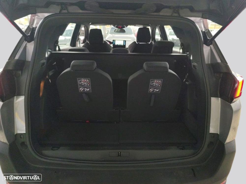 Peugeot 5008 - 11