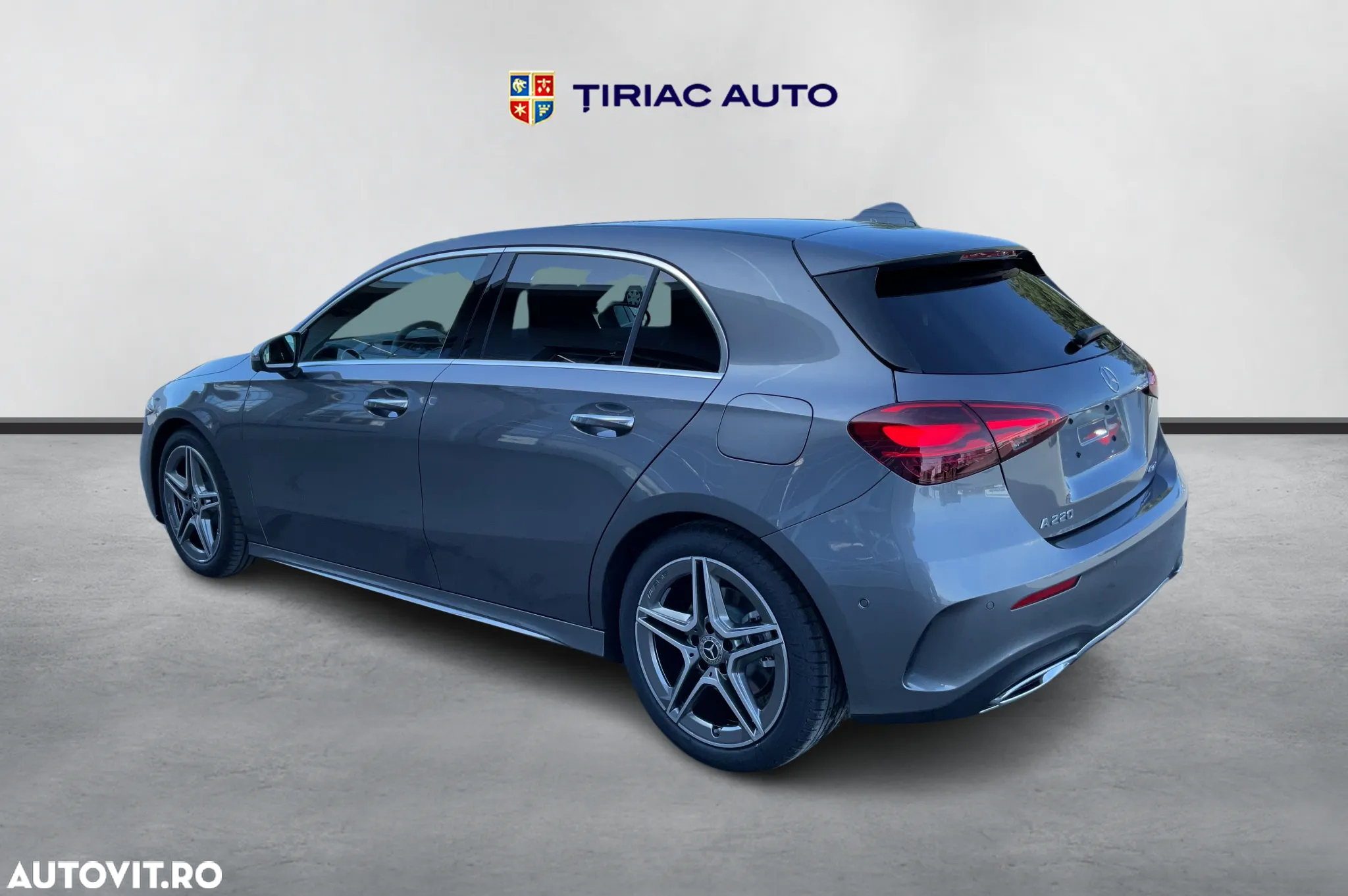 Mercedes-Benz A 220 4MATIC MHEV 8G-DCT - 3