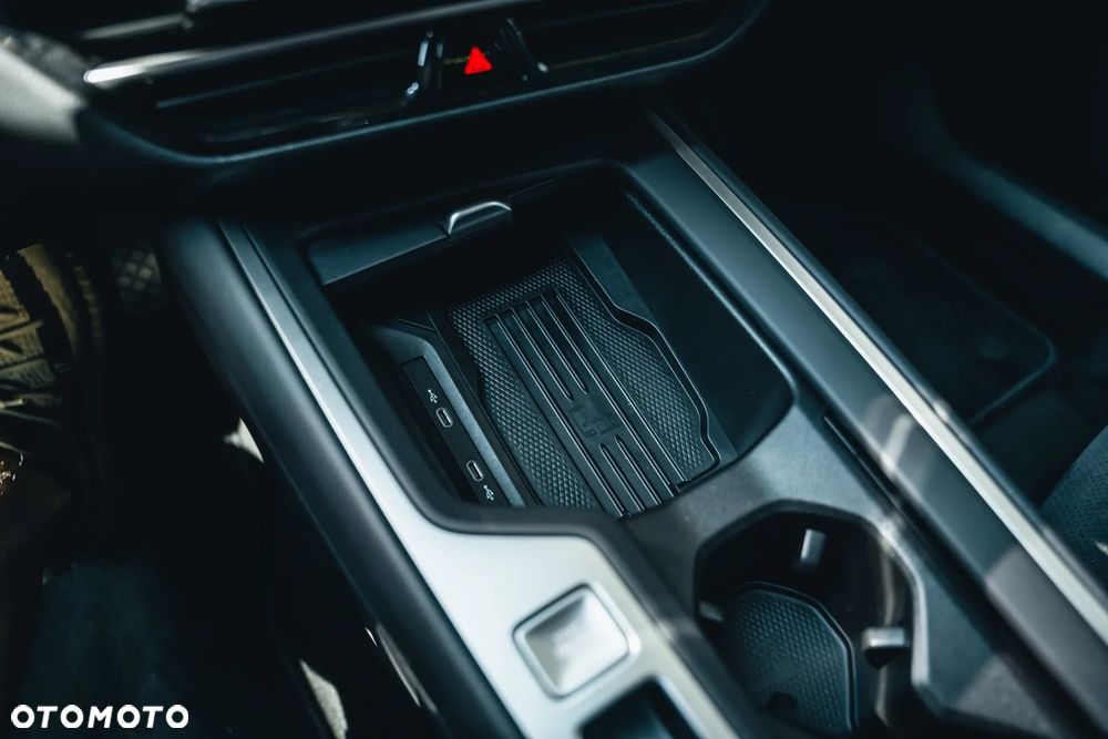 Volkswagen Passat - 20