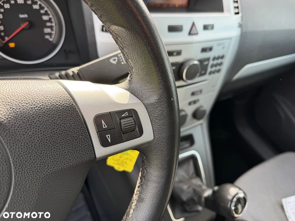 Opel Zafira 1.7 CDTI Cosmo - 32