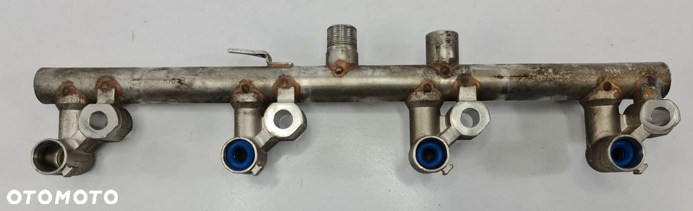 LISTWA WTRYSKOWA MERCEDES W204 1.8 CGI A2710705495 - 1