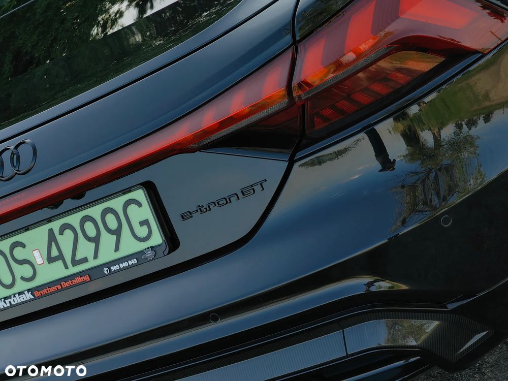 Audi RS e-tron GT - 35