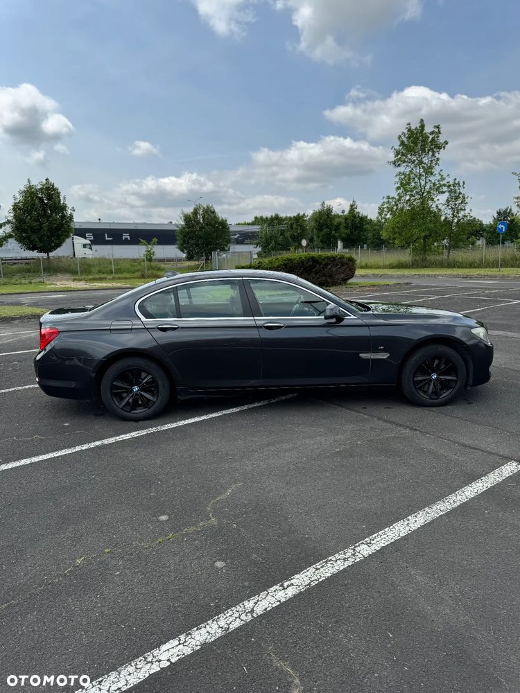 BMW Seria 7 730d - 8
