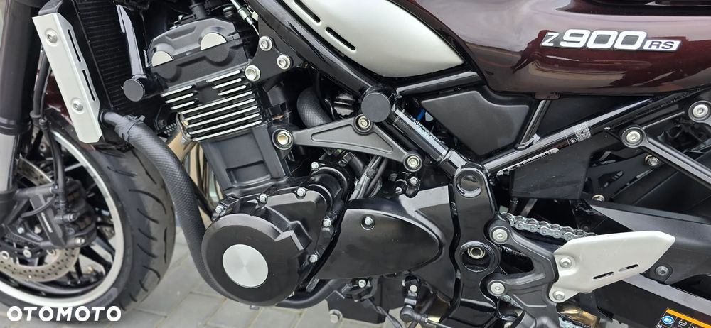 Kawasaki Z 900 RS - 36