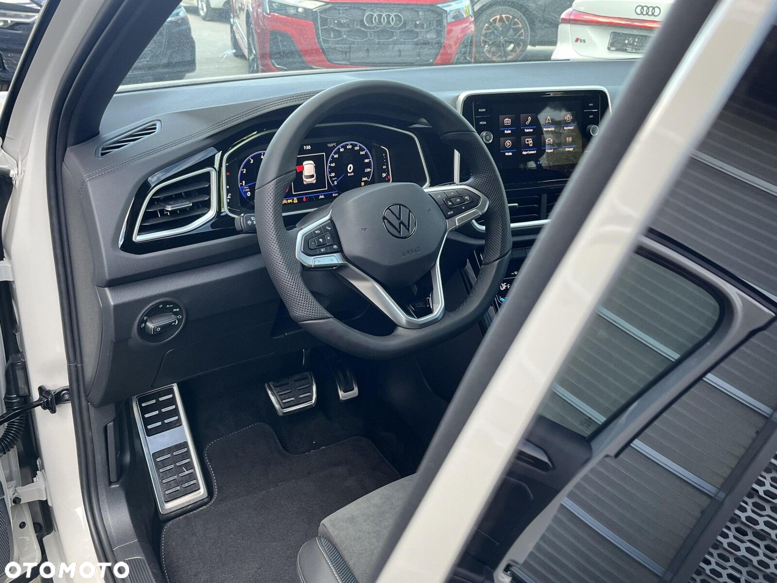 Volkswagen T-Roc 1.5 TSI R-Line Plus DSG - 14