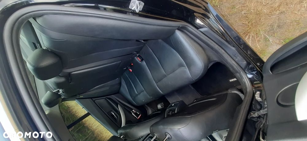 BMW Seria 3 328i - 22