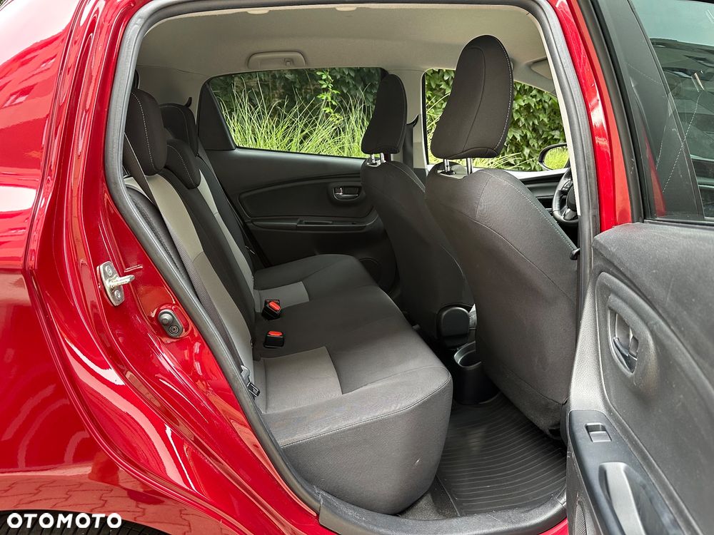 Toyota Yaris 1.5 Premium CVT - 15