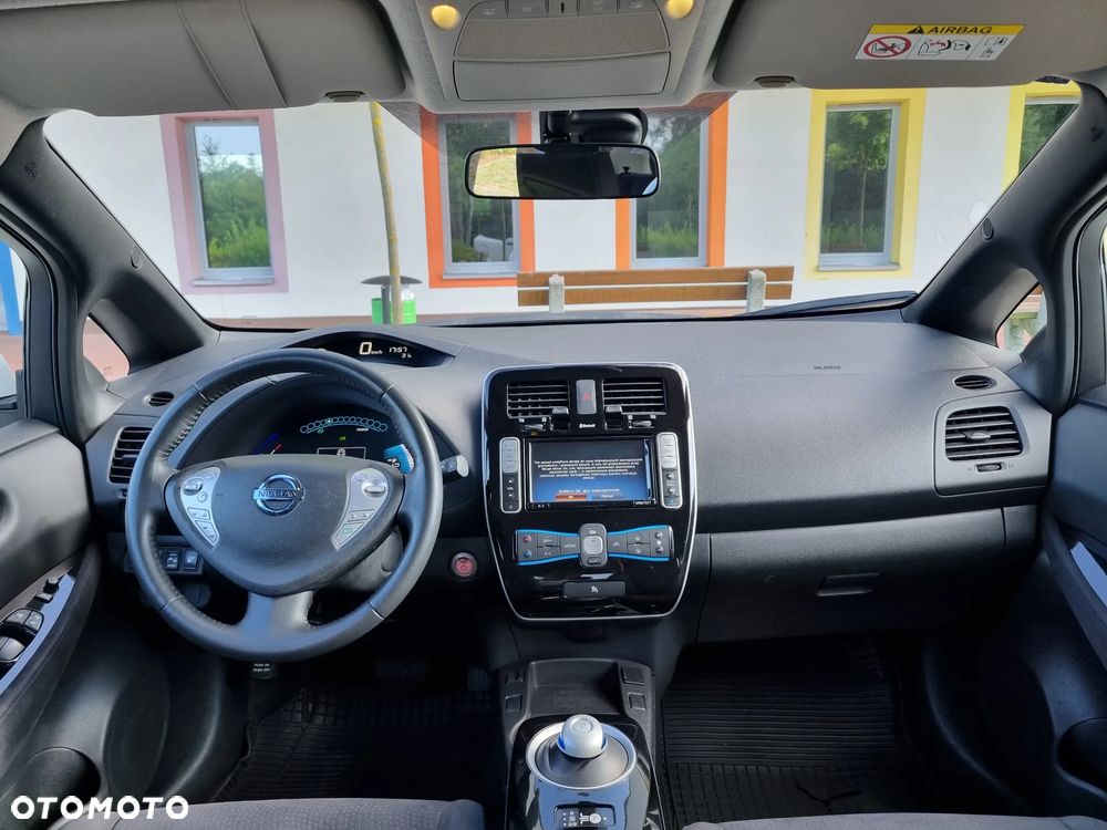 Nissan Leaf 30 kWh (mit Batterie) Acenta - 6