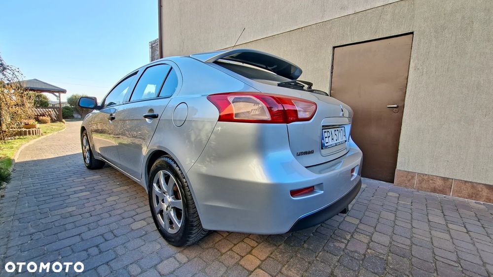 Mitsubishi Lancer 1.5 - 3