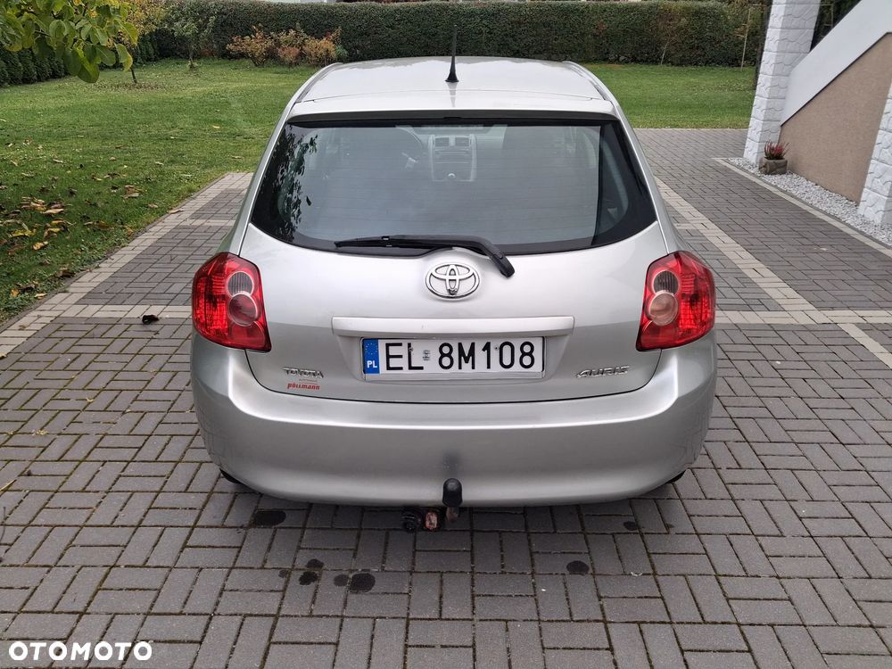 Toyota Auris - 5