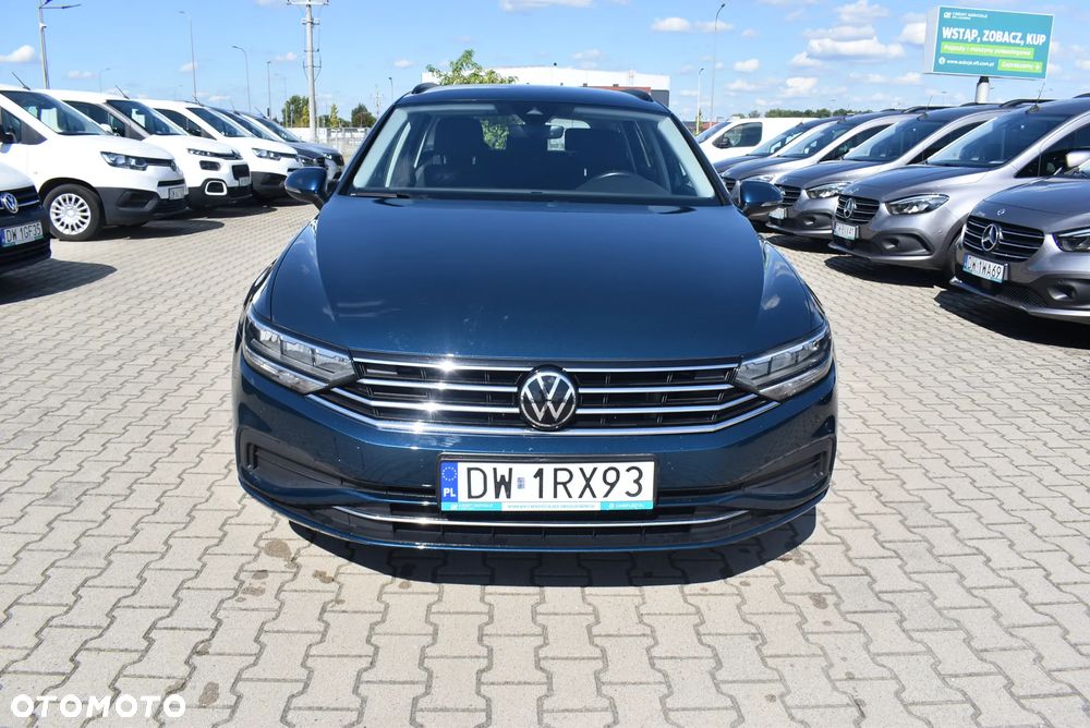 Volkswagen Passat Variant - 4