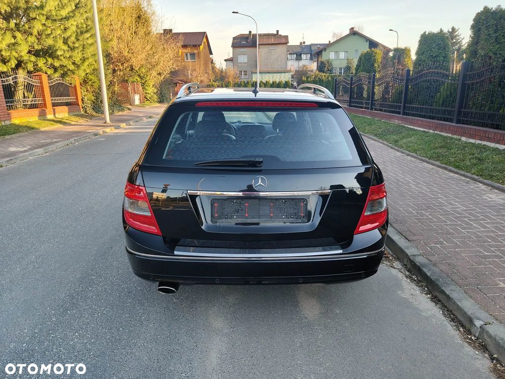 Mercedes-Benz Klasa C 220 CDI DPF Automatik BlueEFFICIENCY Avantgarde - 7
