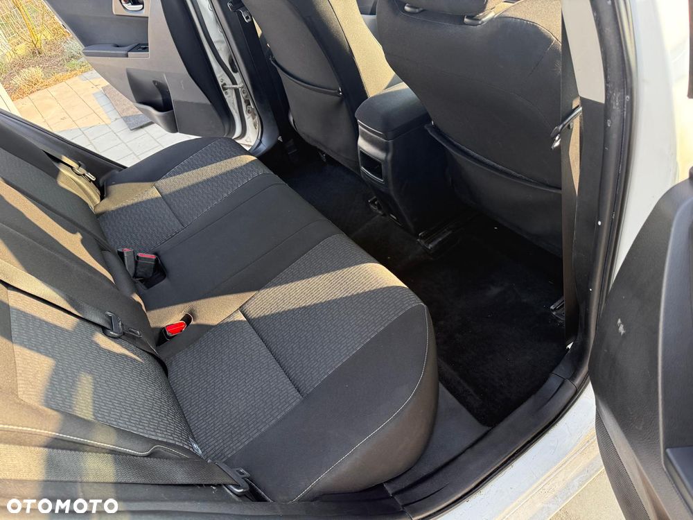 Toyota Auris 1.6 Active - 23