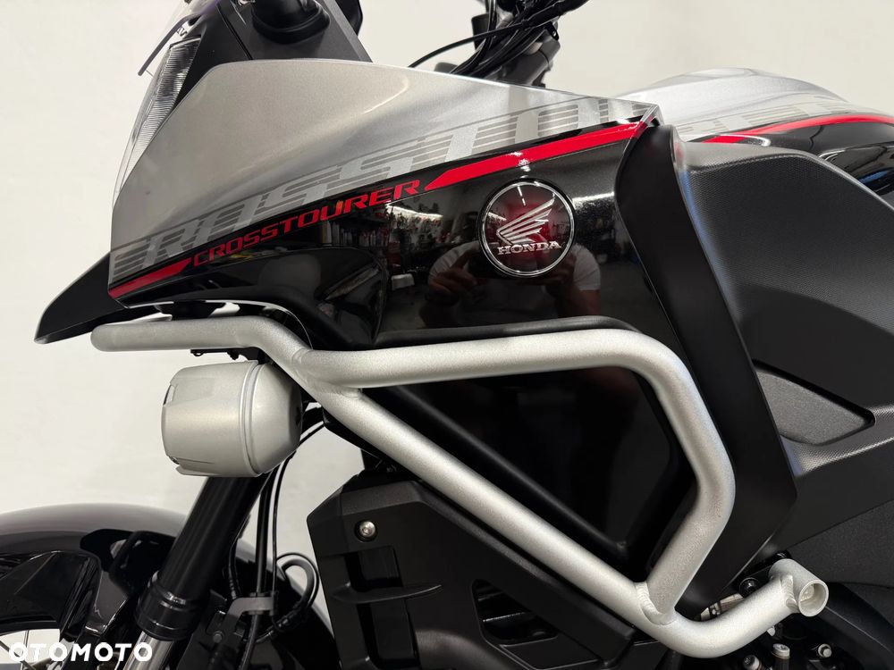 Honda VFR - 25