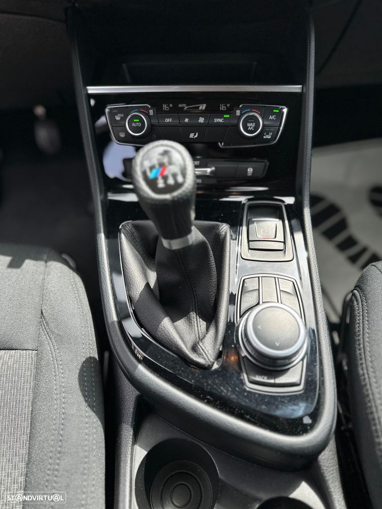BMW 216 Active Tourer d - 13