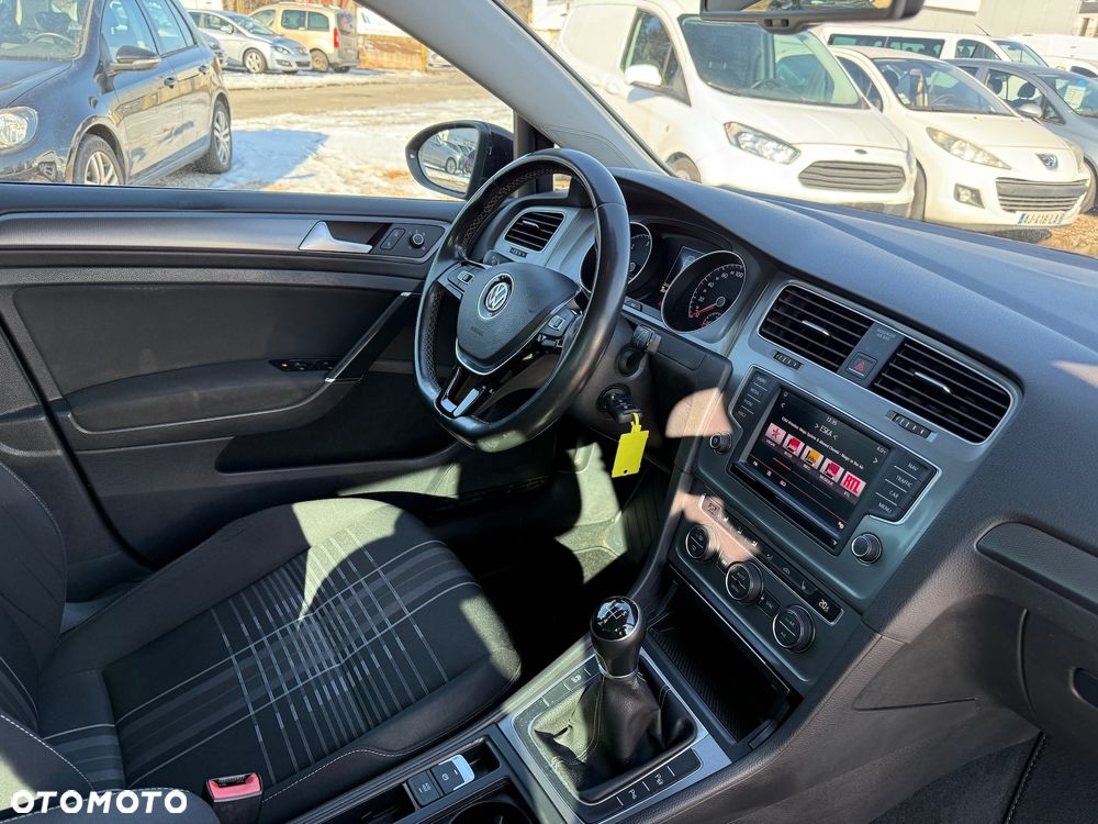 Volkswagen Golf 1.6 TDI BlueMotion Technology Lounge - 28