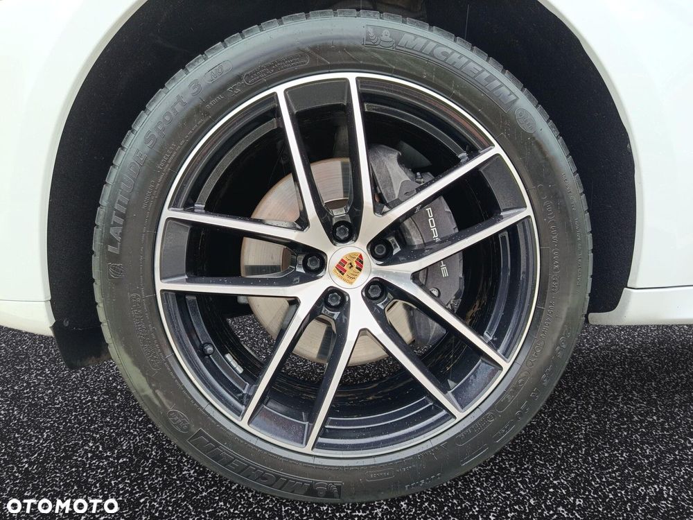 Porsche Macan - 15