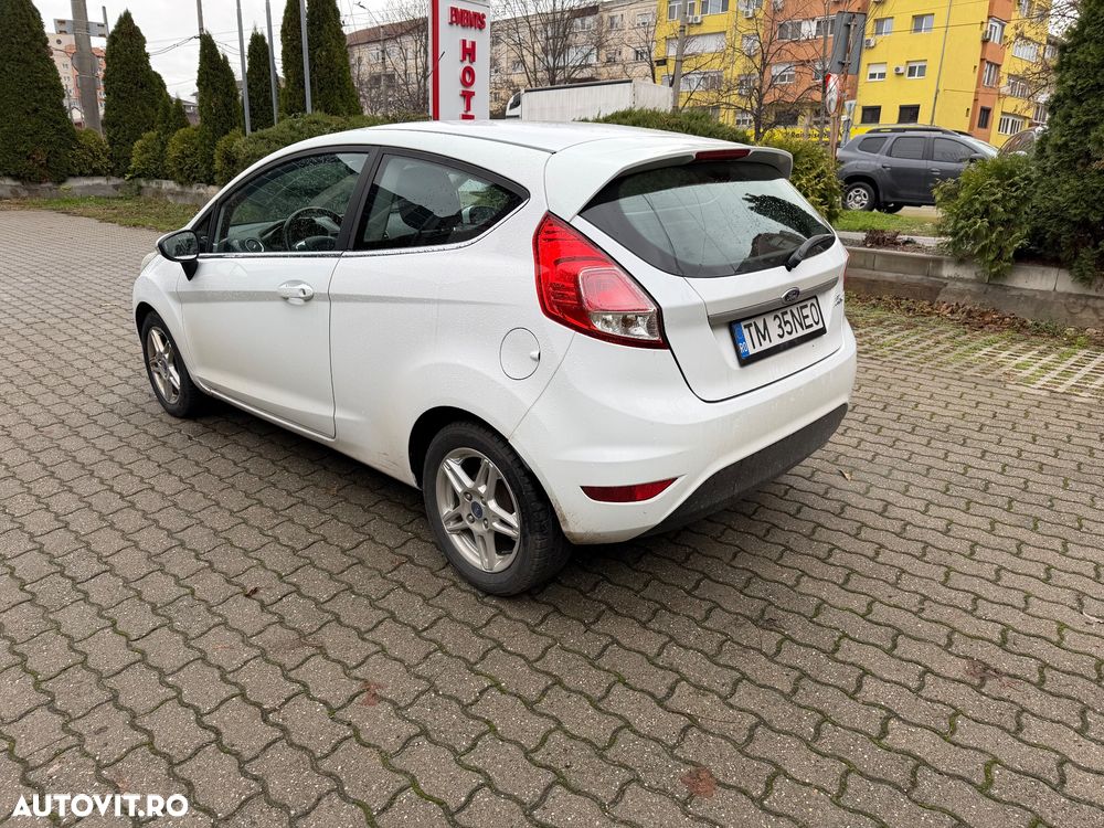 Ford Fiesta 1.5 TDCi St&St SYNC Edition - 3