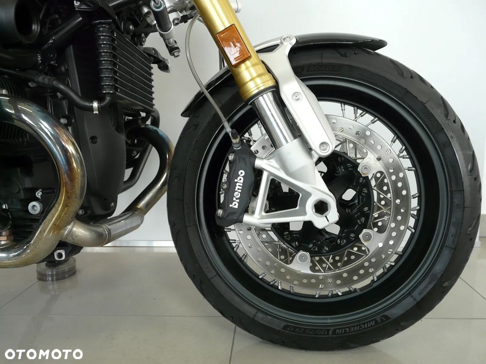 BMW R - 7